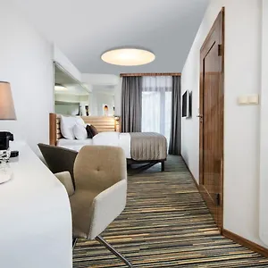 Leonardo Boutique Center 4* Krakau